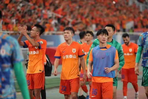 麦克阿瑟FCvs中央海岸水手